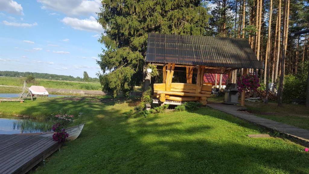 Zahrada ubytování Oksa Puhkemaja