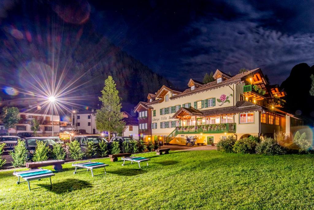 Giardino di Hotel Villa Rosella Park & Wellness
