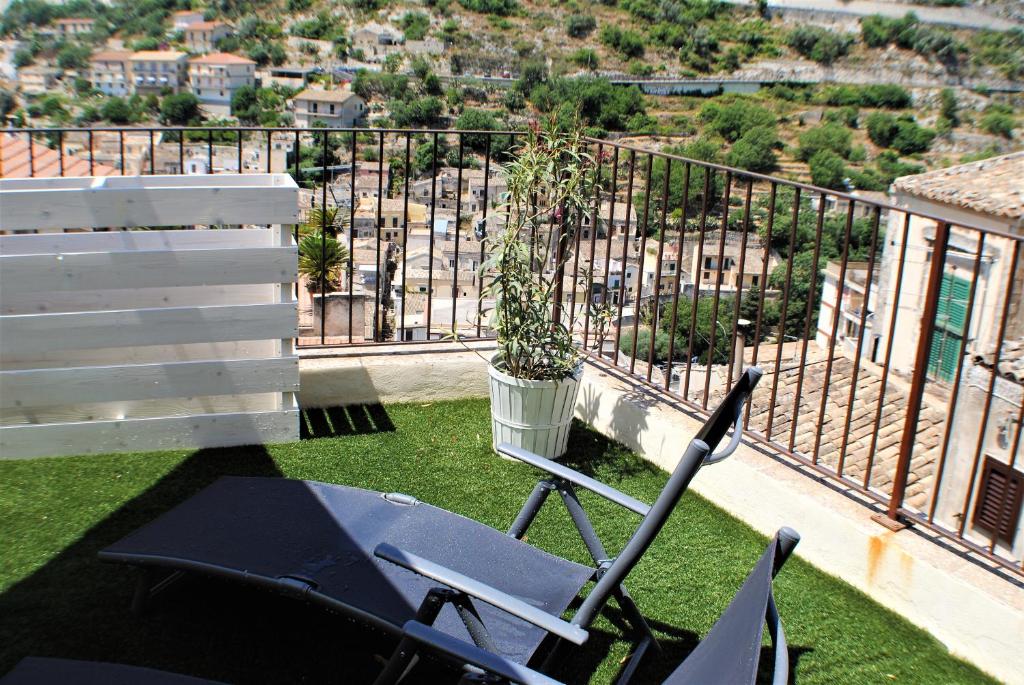 Modica Terrace - One-Bedroom House