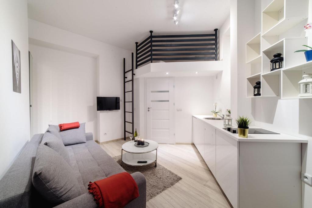 2 Nights Apartments - great location, right next to Main Rail and Bus Station, 10 min to Main Square by foot - Resim 19