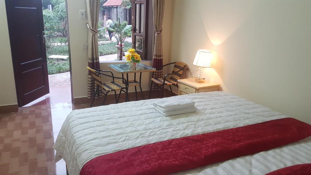 Tam Coc Mountain Lake Homestay - Chambre Double Avec Vue Sur Le Jardin