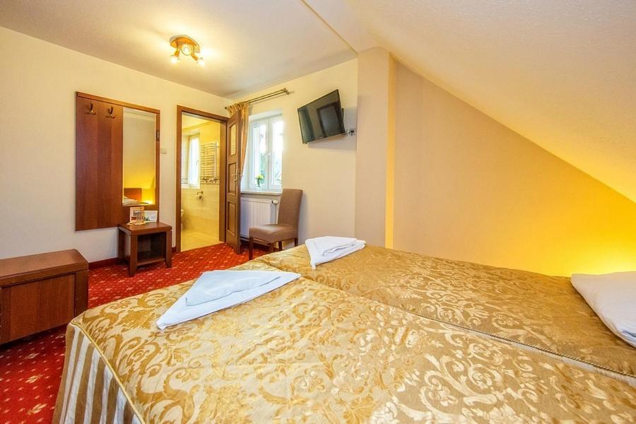 Hotel Pod Gołębiem - 1
