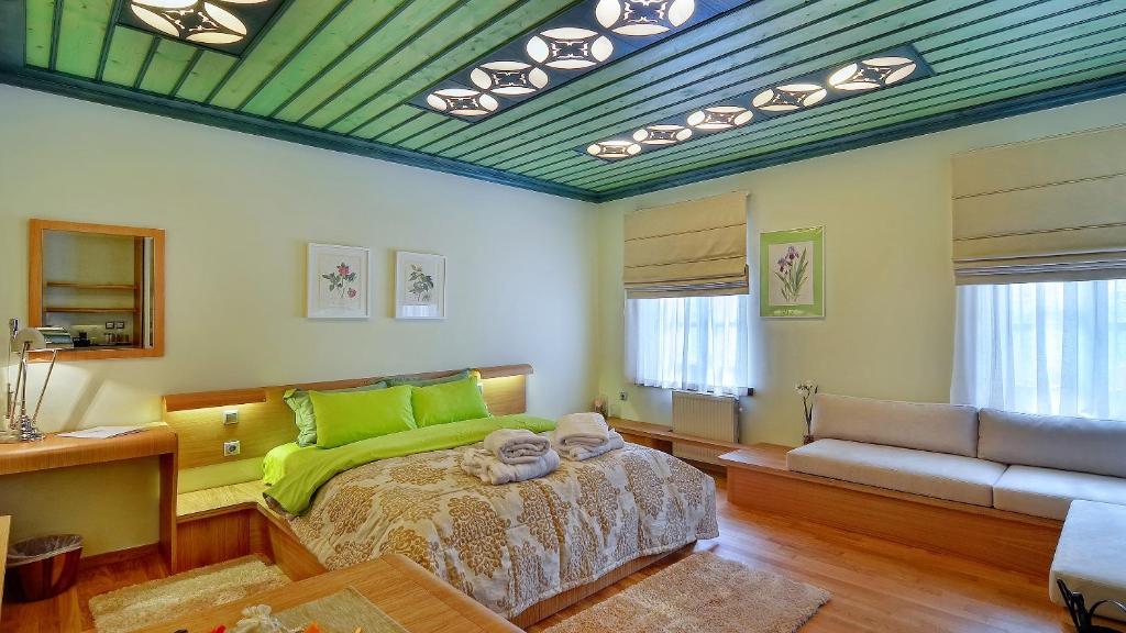 Posezení v ubytování Dilofo Hotel Luxury Suites