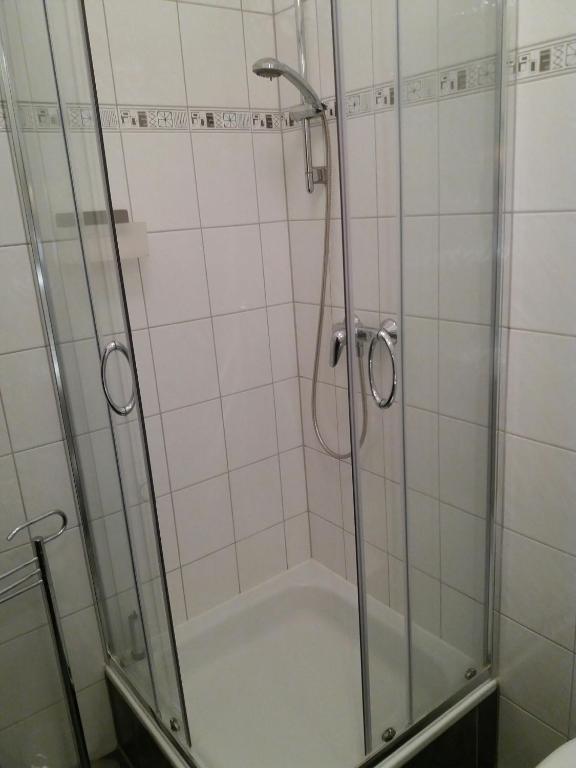 City Apartments Magdeburg - Studio Con Terrazza - Einsteinstraße 12