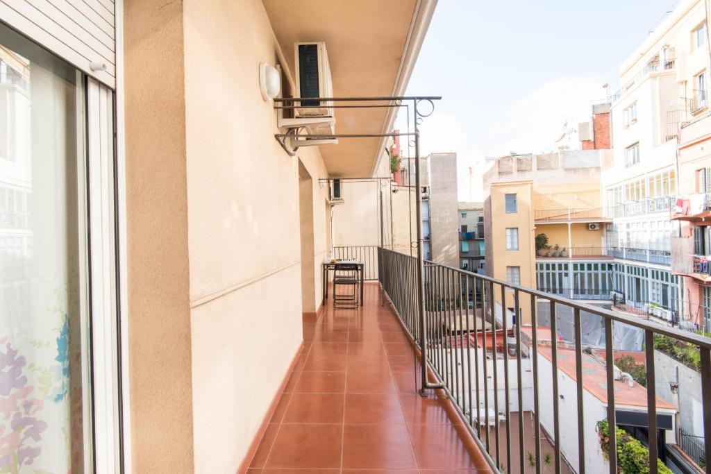 Be Barcelona Eixample Urquinaona II - Three-Bedroom Apartment