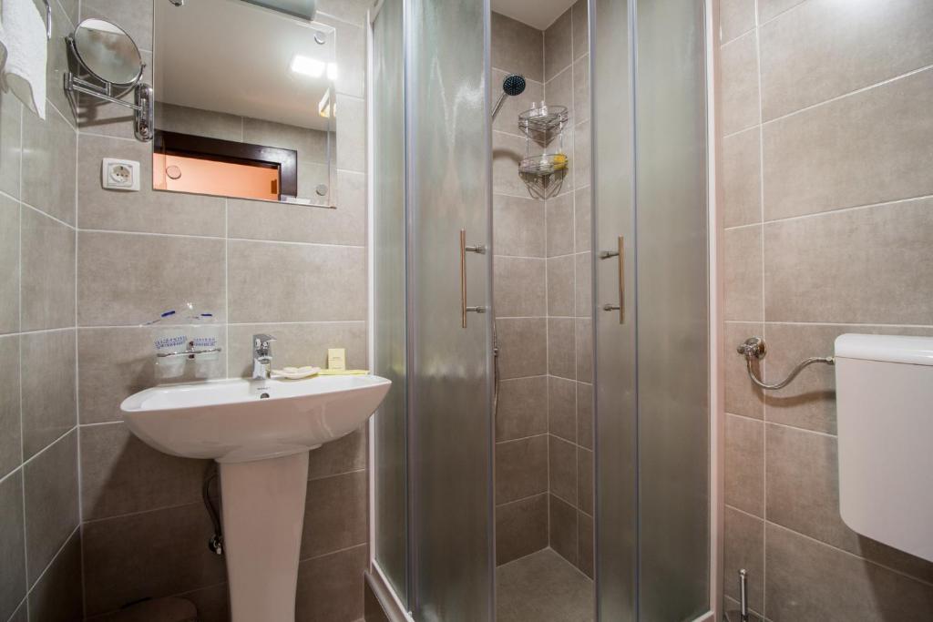 Hotel Yugoslavia - 6