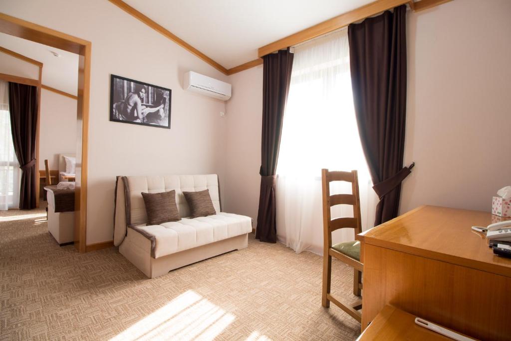 Hotel Yugoslavia - 14