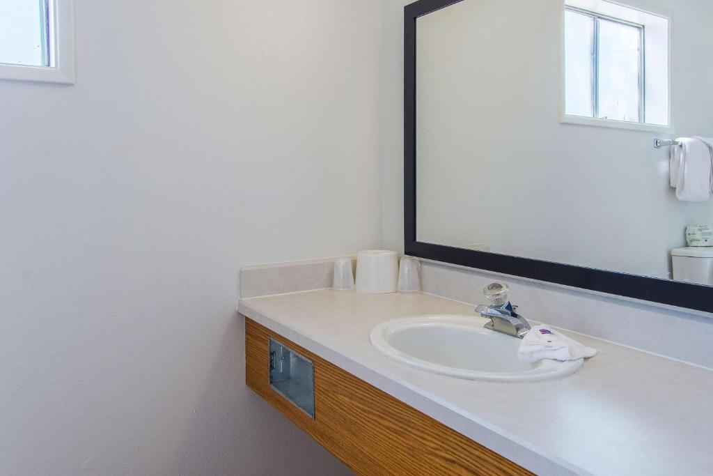 Fotografie z fotogalerie ubytování Motel 6-Madras, OR v destinaci Madras