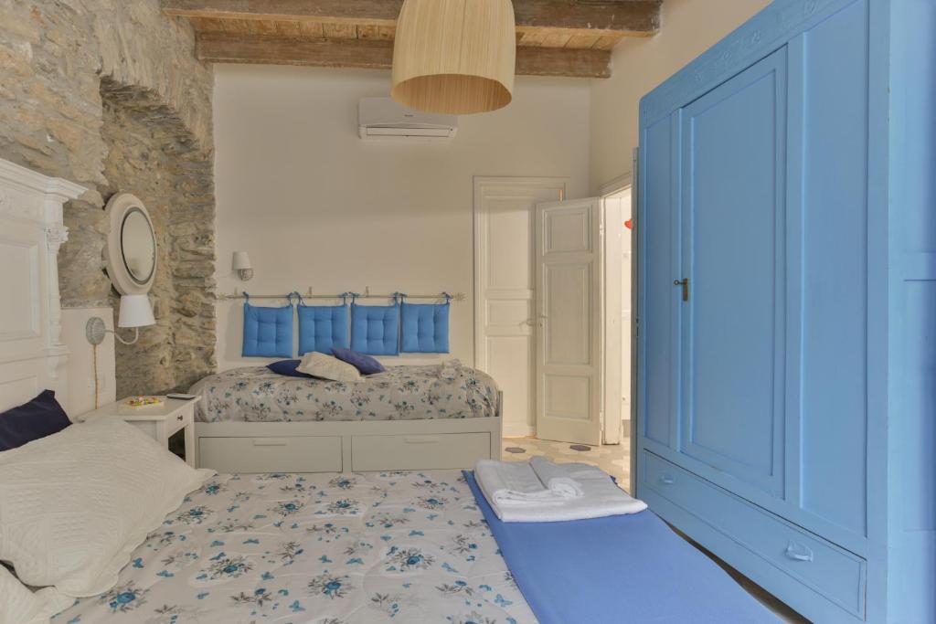 A bed or beds in a room at Mare amore @ Riomaggiore