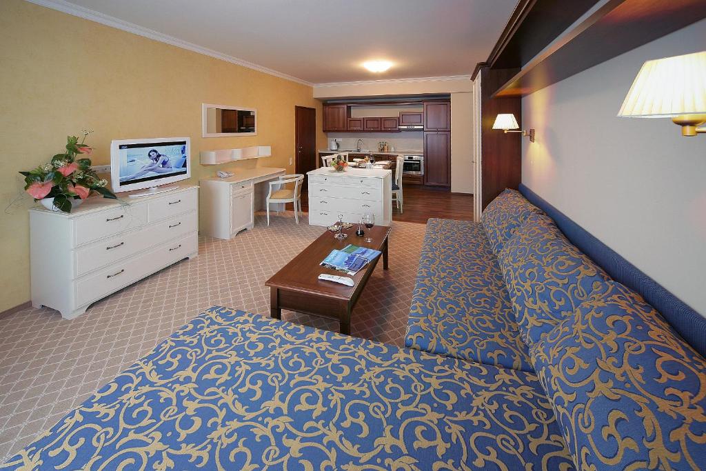 DIWAN RESIDENCE HOTEL  ALSALAMAH