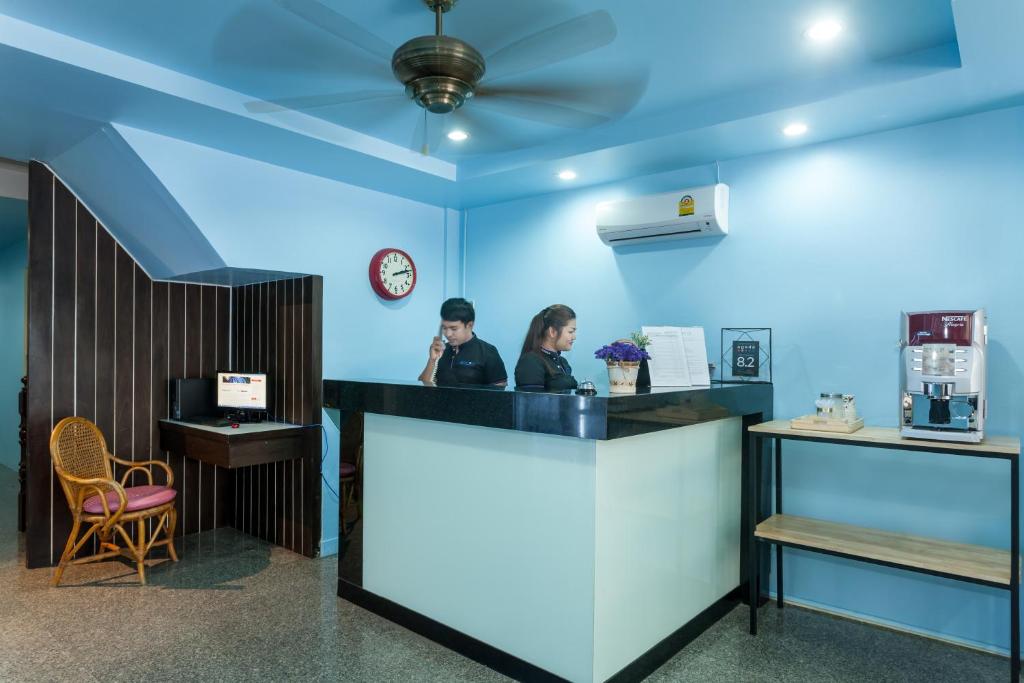 Hosté ubytování Armoni Patong Beach Hotel