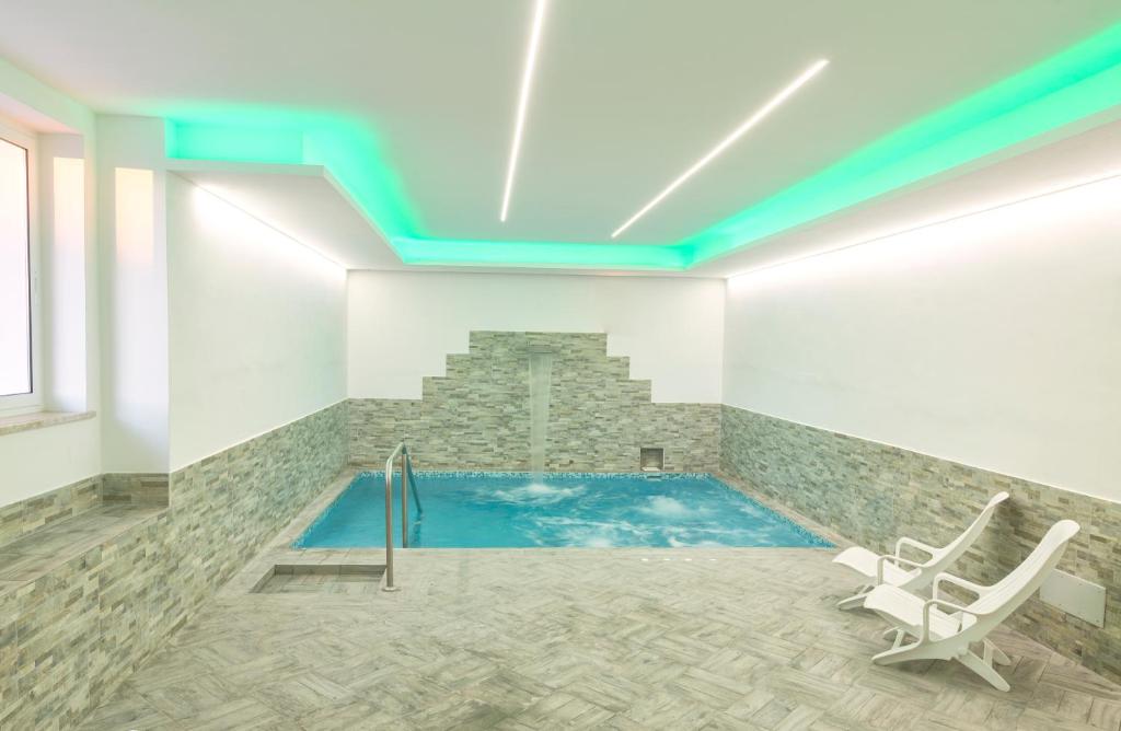 Bazén v ubytování Hotel Costa Citara nebo v jeho okolí