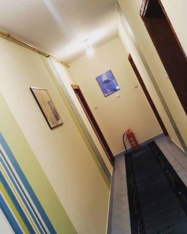 TV a/nebo společenská místnost v ubytování Apartmani RALE rooms