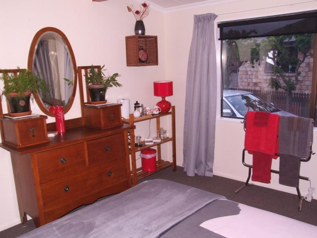 Annie's BnB at 7C - Deluxe Queen Room