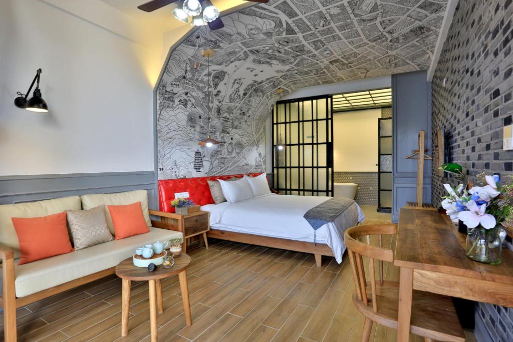 Postel nebo postele na pokoji v ubytování Youxiake Canal Hotel Hangzhou