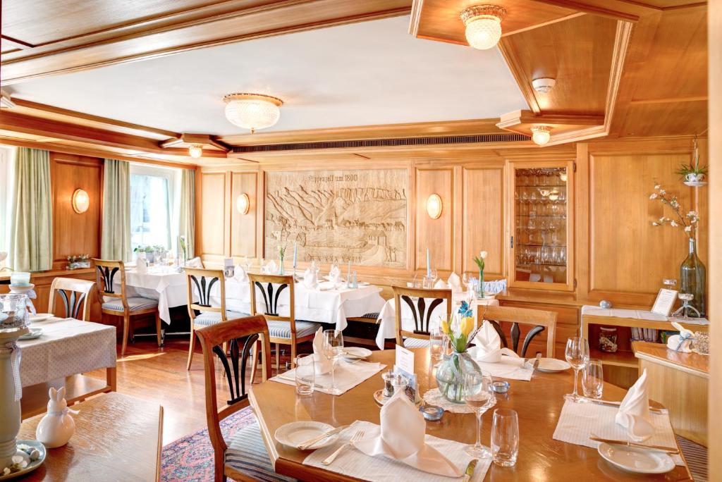 Restaurace v ubytování Romantik Hotel Säntis