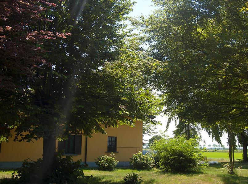 Vonkajšia záhrada v ubytovaní B&B Cascina Baraggione