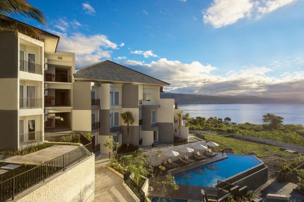 View ng pool sa Swiss-Belinn Luwuk o sa malapit