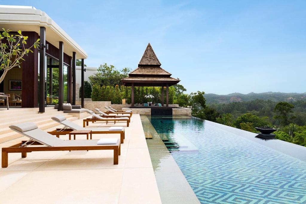 Bazén v ubytování Anantara Layan Phuket Resort nebo v jeho okolí