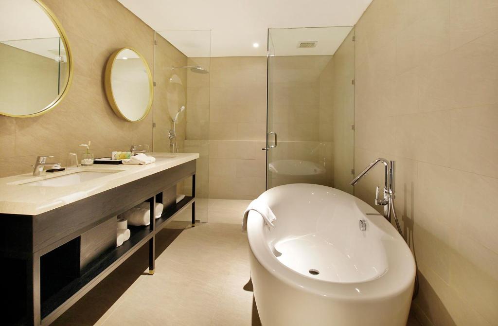 Swiss-Belinn Airport Surabaya - Suite