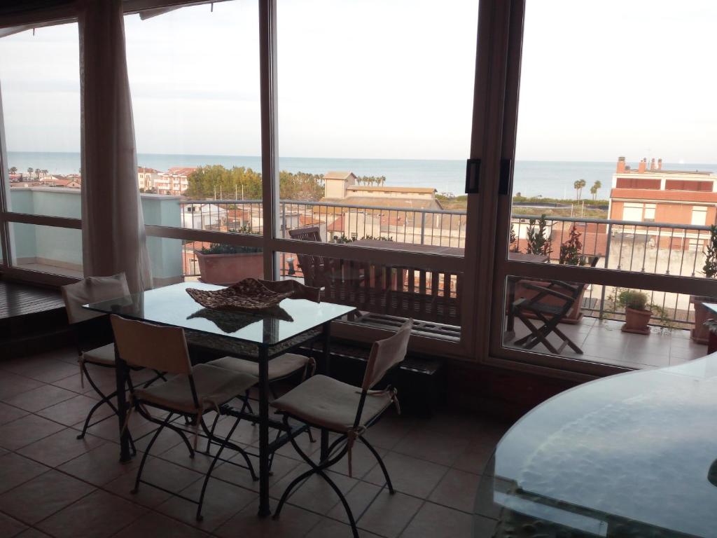 Balkon lub taras w obiekcie Sky Wellness Apartment