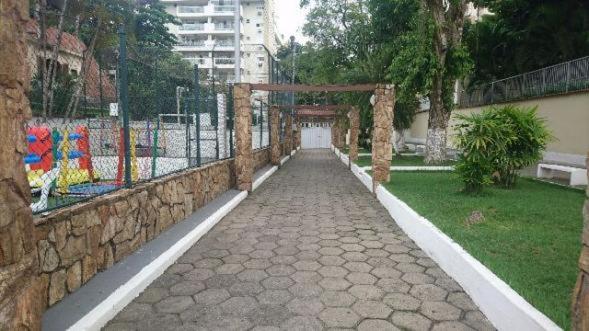  Apartamento próximo à Barra