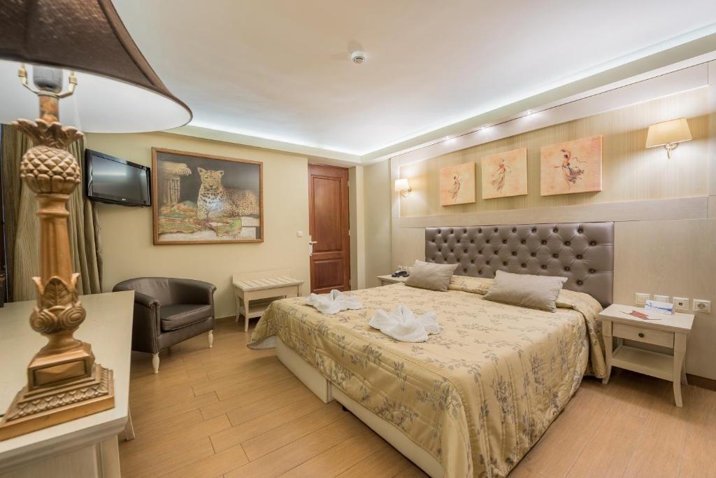 Theofilos Paradise Boutique Hotel - 2