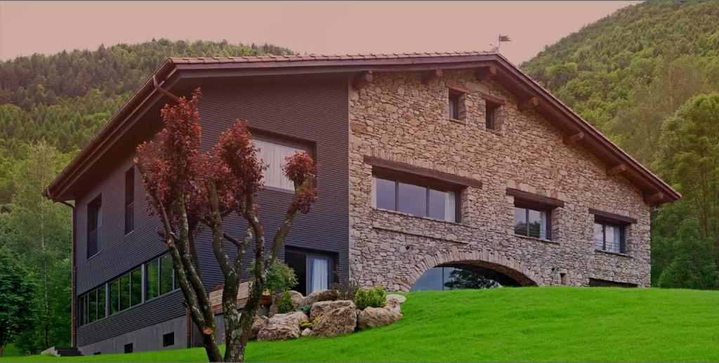 Nespecifikovaný výhled na hory nebo výhled na hory při pohledu z hotelu