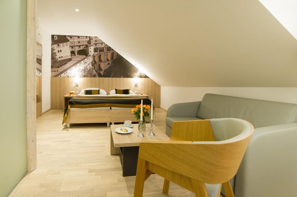 Garni hotel Castle Bridge - Suite With River View