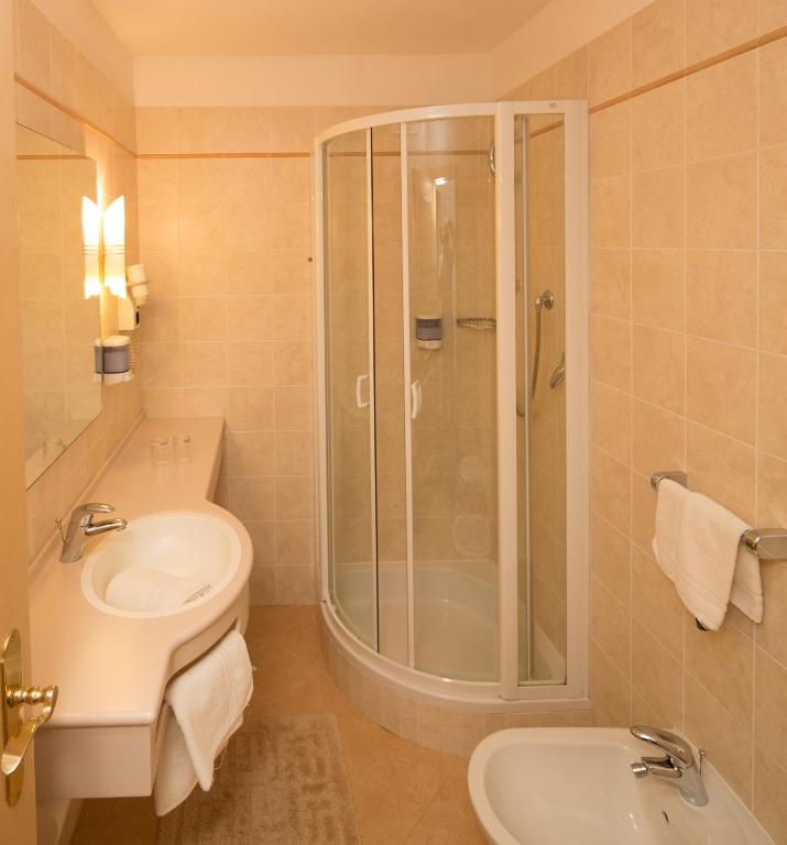 Hotel Goldenes Roessl-adults only - Standard Double Room