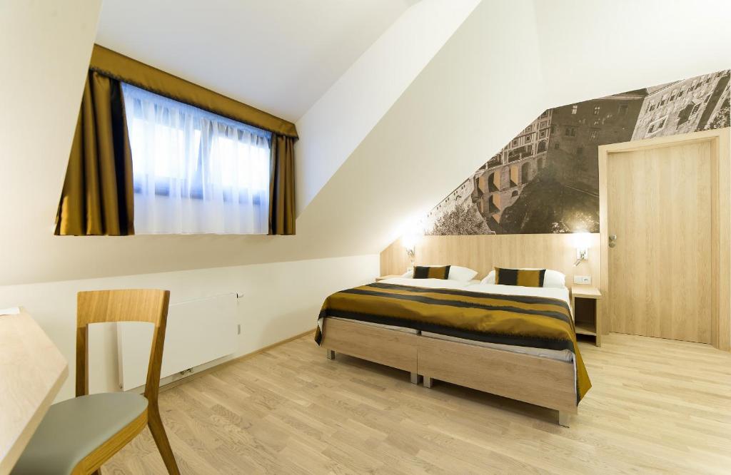 Garni hotel Castle Bridge - Resim 11