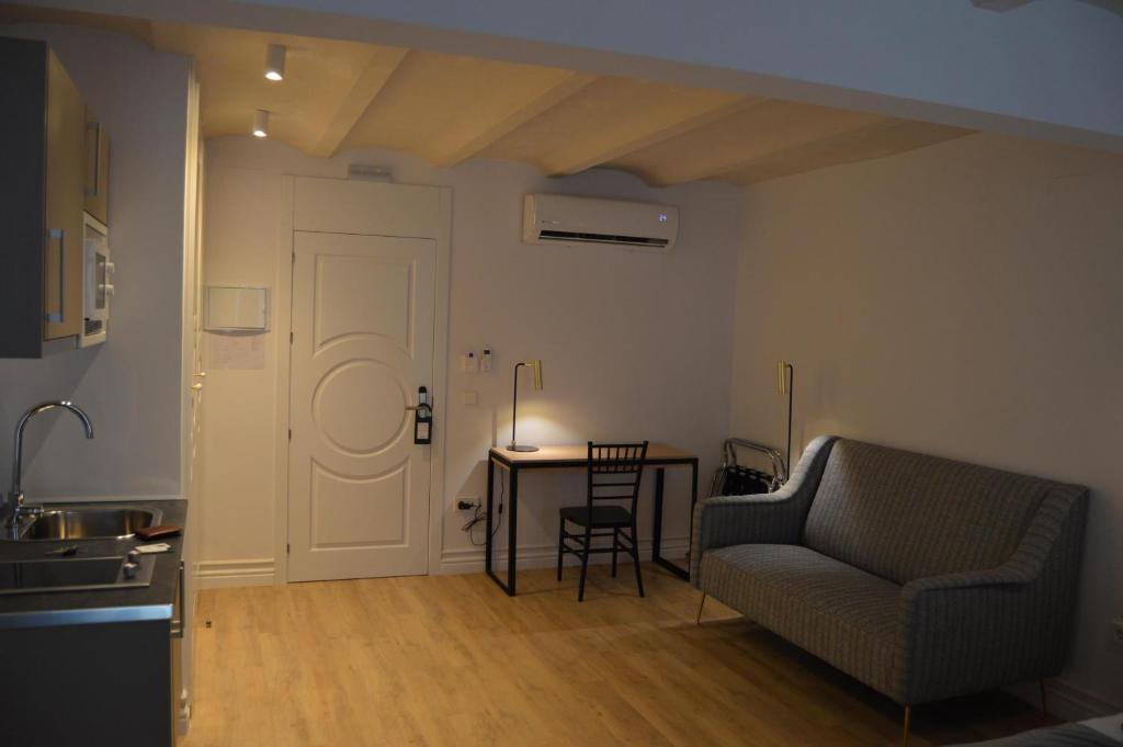 Suites Hom Sevilla - 11