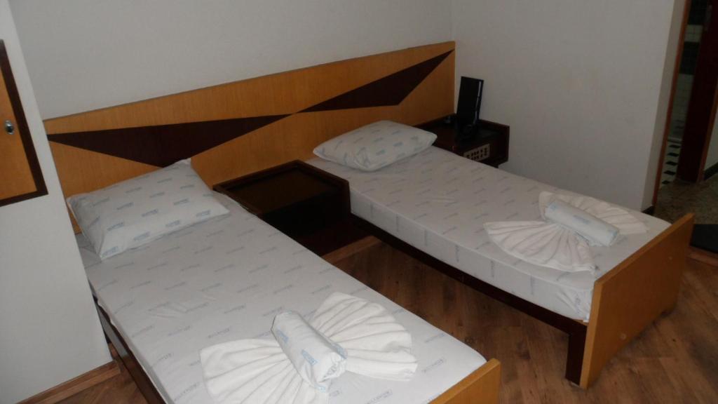  Platinum Hotel