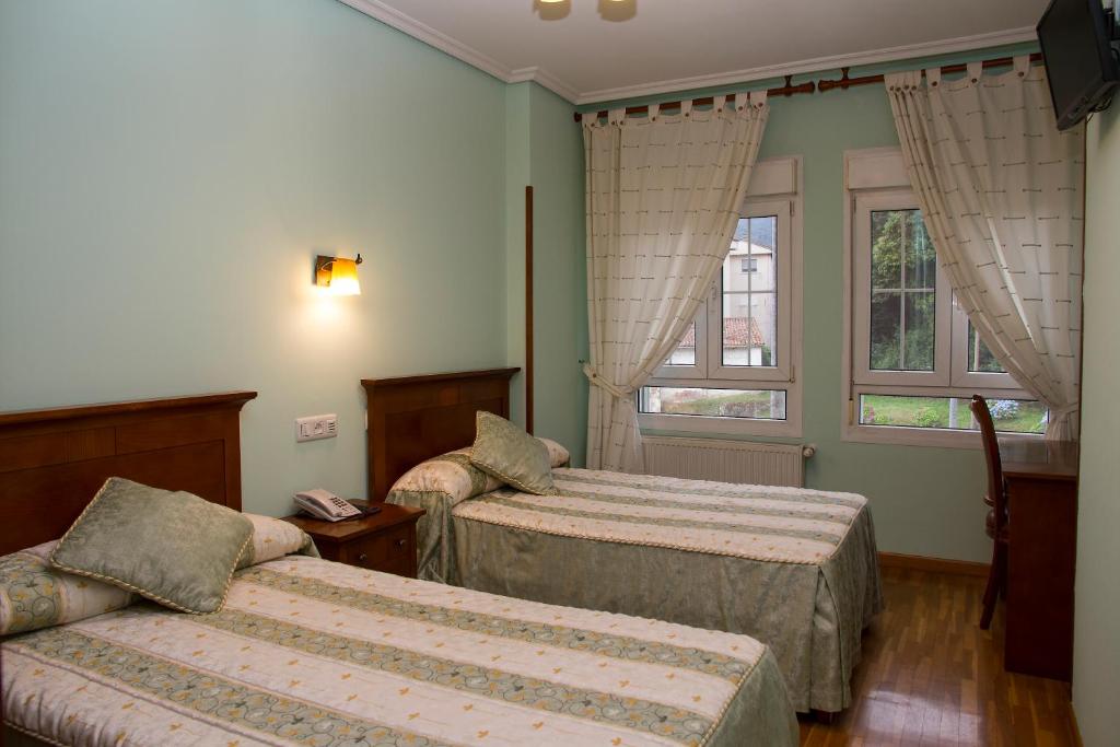 Hotel Los 14 - Twin Room