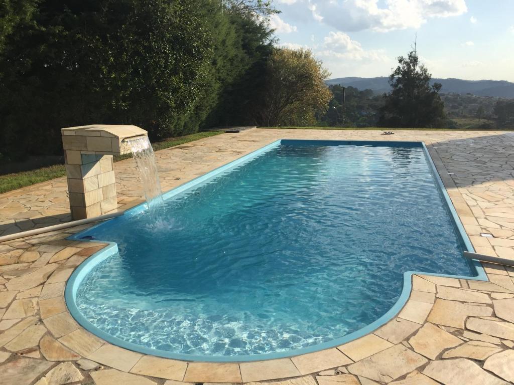  Linda Chácara com Piscina