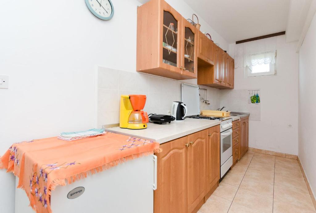 Kuchyň nebo kuchyňský kout v ubytování Apartment Stojna