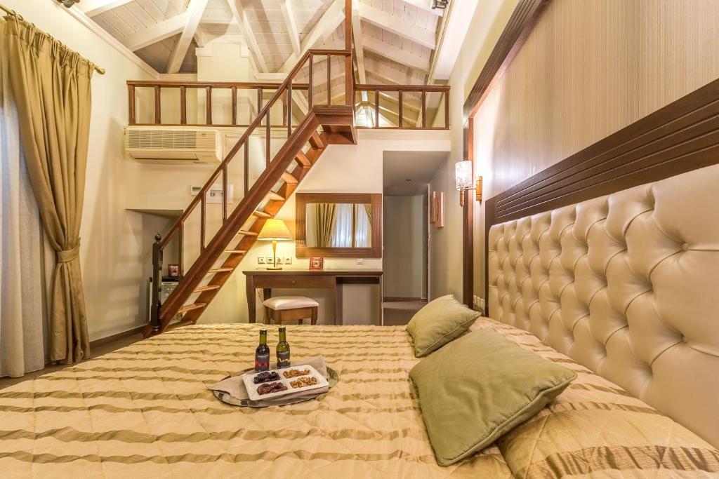 Theofilos Paradise Boutique Hotel - 17