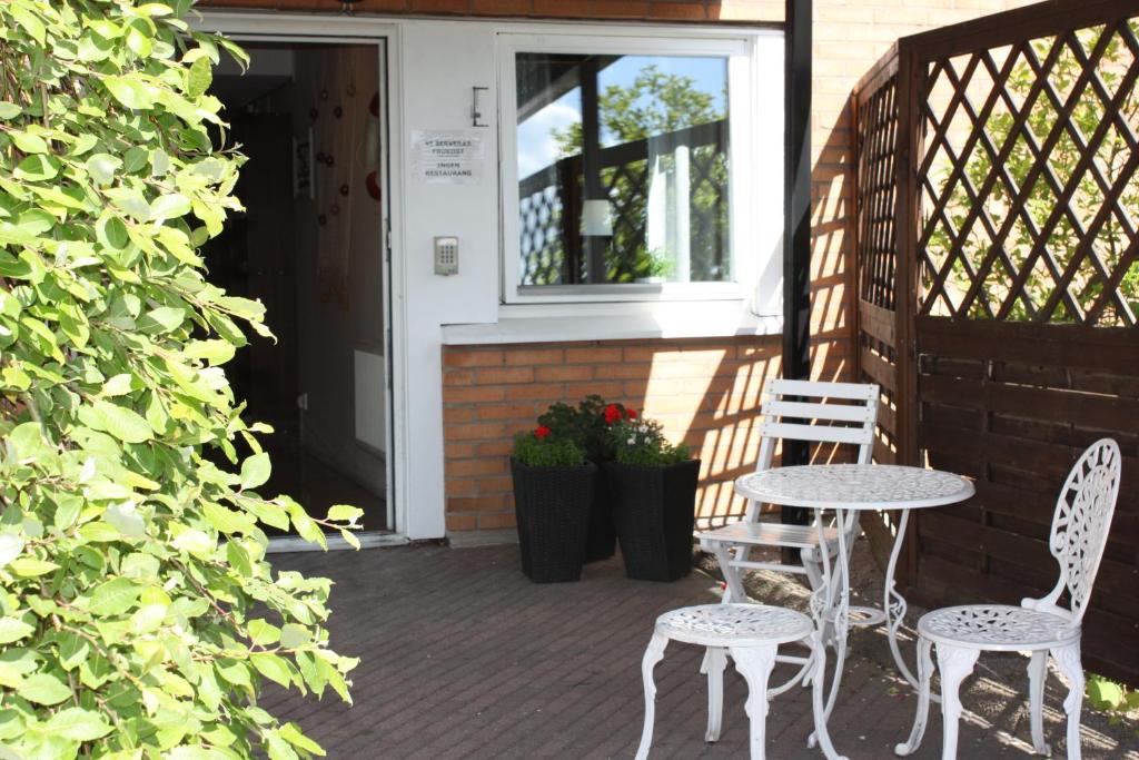 Patio nebo venkovní prostory v ubytování Hotell Angöringen