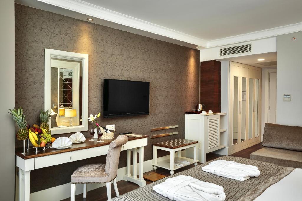 Sunis Efes Royal Palace Resort & Spa - 