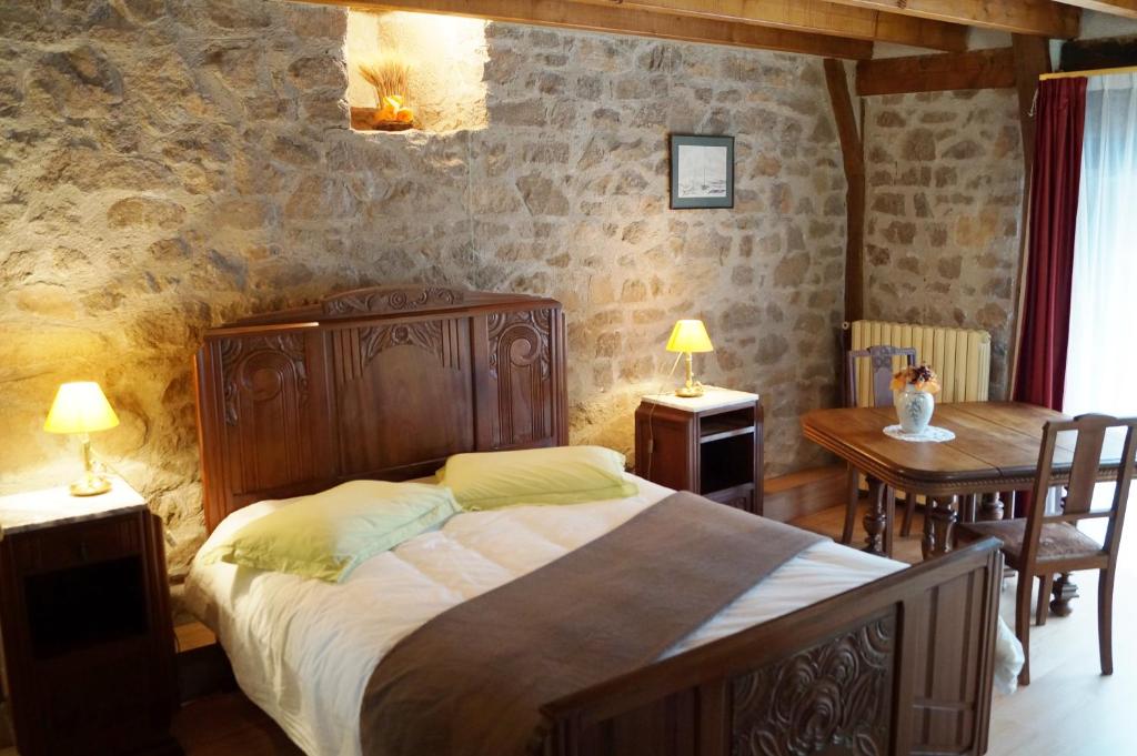 Gîte de 15 places en chambre de 2, 4, 5 personnes - Tweepersoonskamer