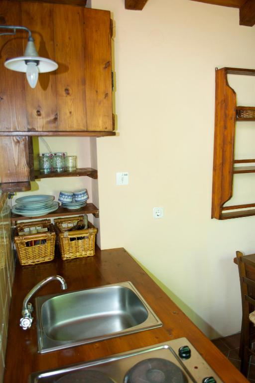 Kuchyňa alebo kuchynka v ubytovaní Apartments Cvita