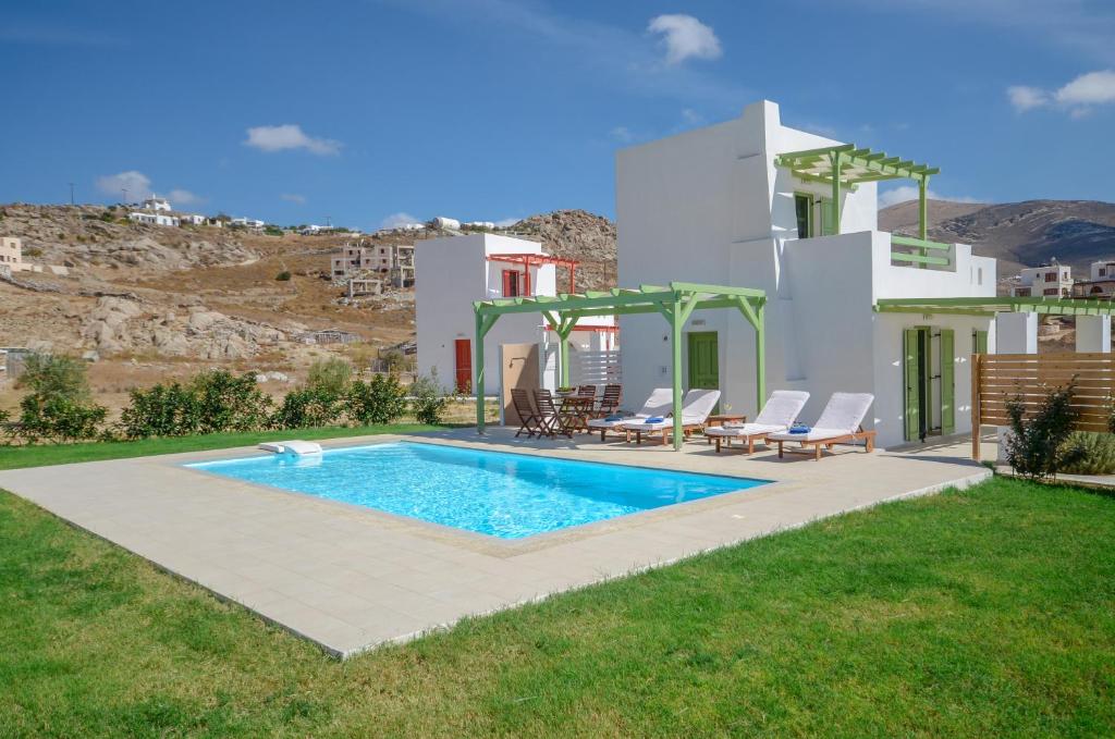 Bazén v ubytování Natura Villas in Naxos nebo v jeho okolí