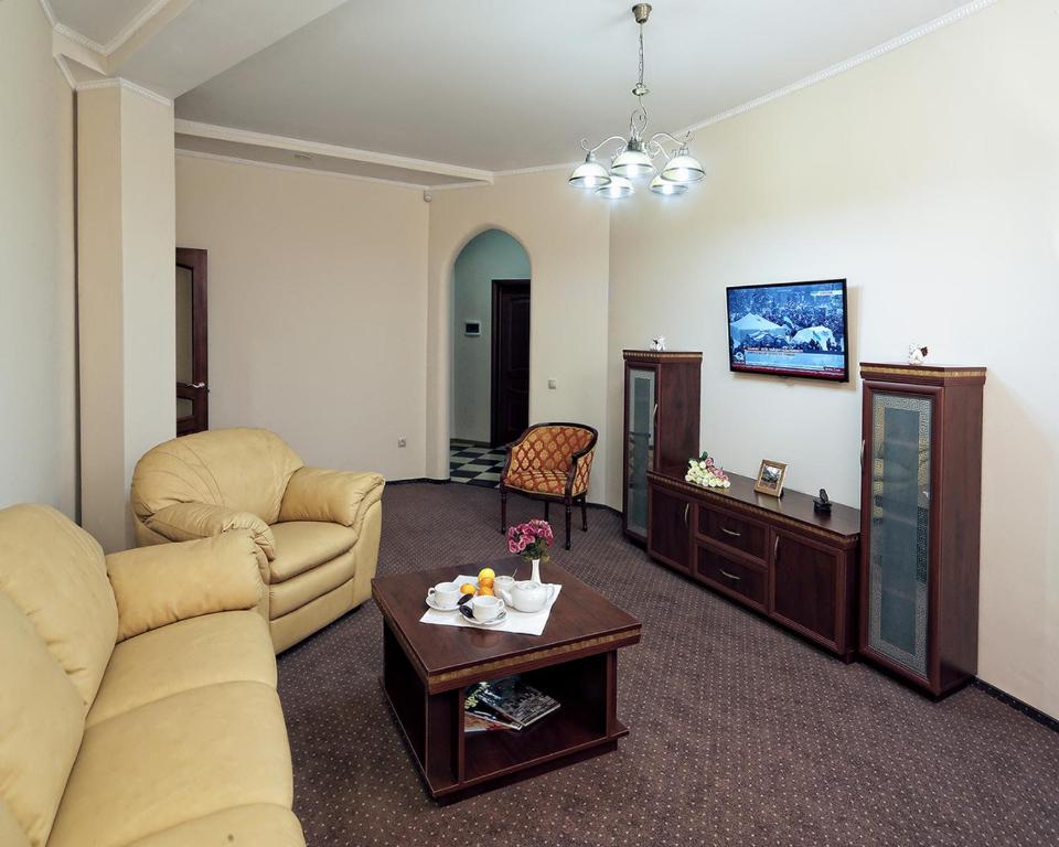 TV a/nebo společenská místnost v ubytování Svityaz Resort