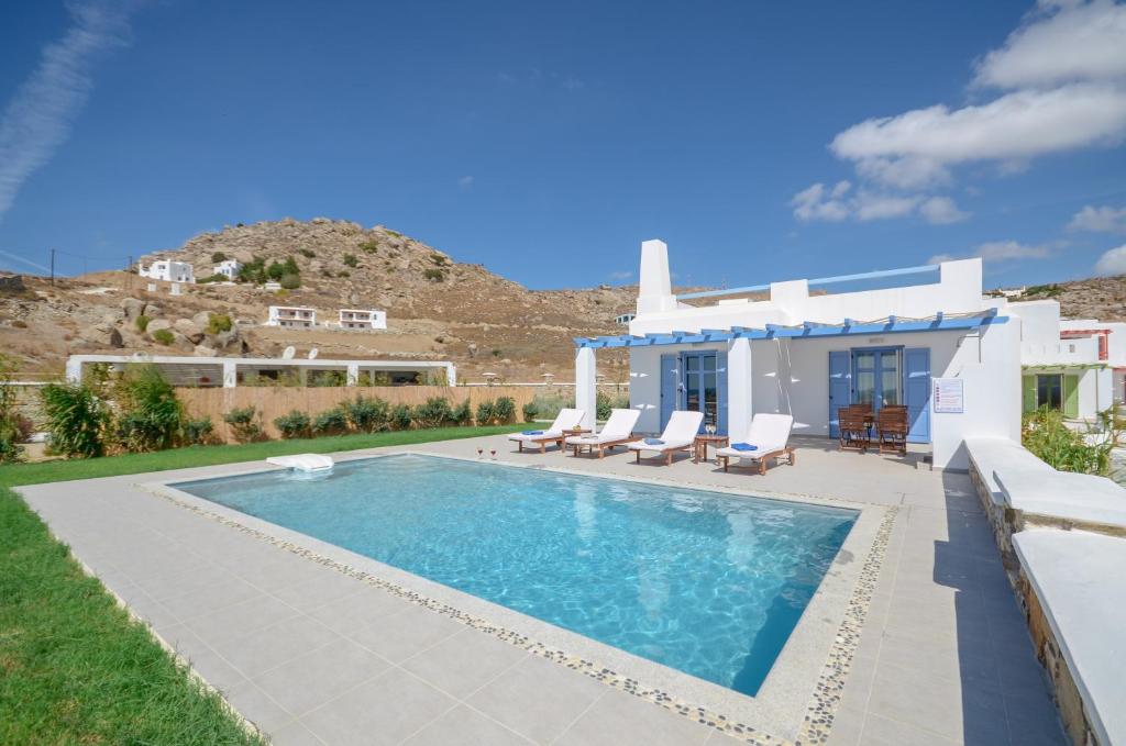 Bazén v ubytování Natura Villas in Naxos nebo v jeho okolí