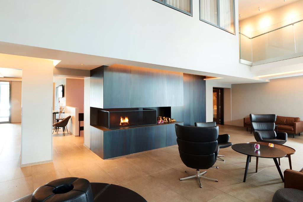 Posezení v ubytování Fosshotel Husavik