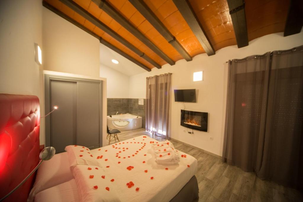 Postel nebo postele na pokoji v ubytování Estudios Rurales La Casa de Luis