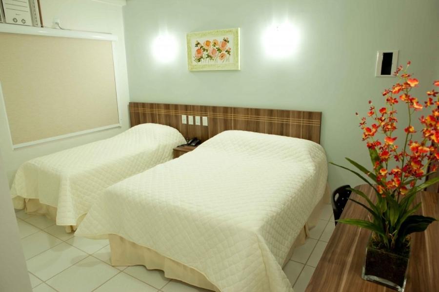  Serras Hotel