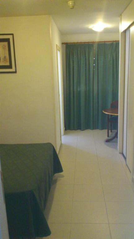 Guesthouse Hostal Juanito, Móstoles, Spain - Booking.com