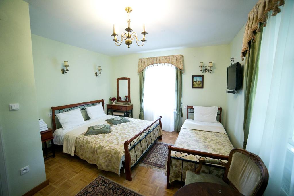 Dworek Ojca Mateusza - Triple Room