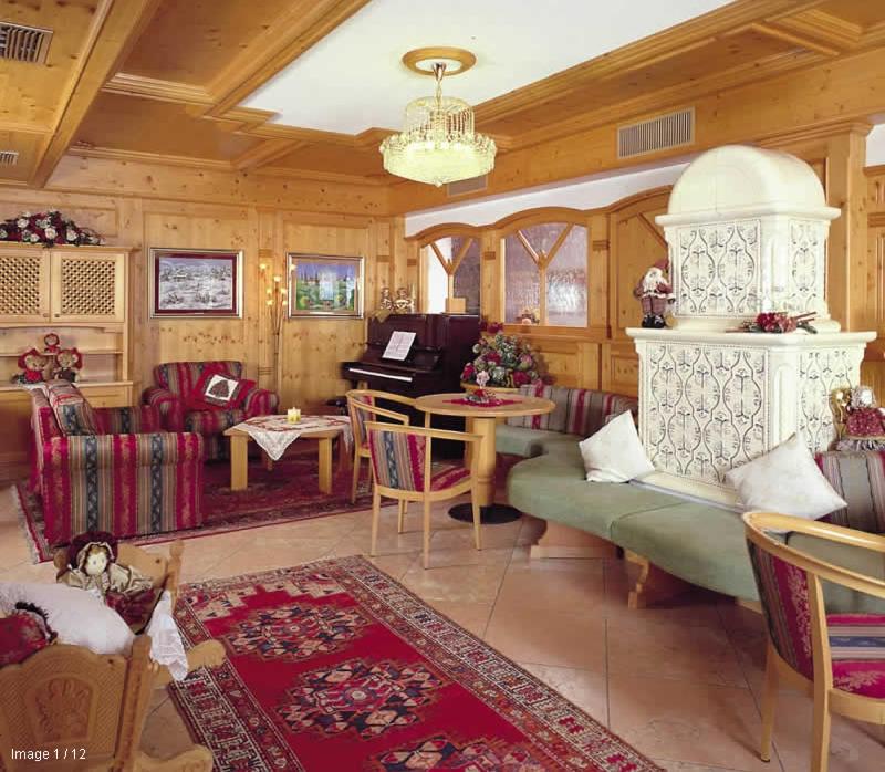Posedenie v ubytovaní Residence Taufer